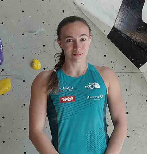 Julia Fiser Julia Fiser